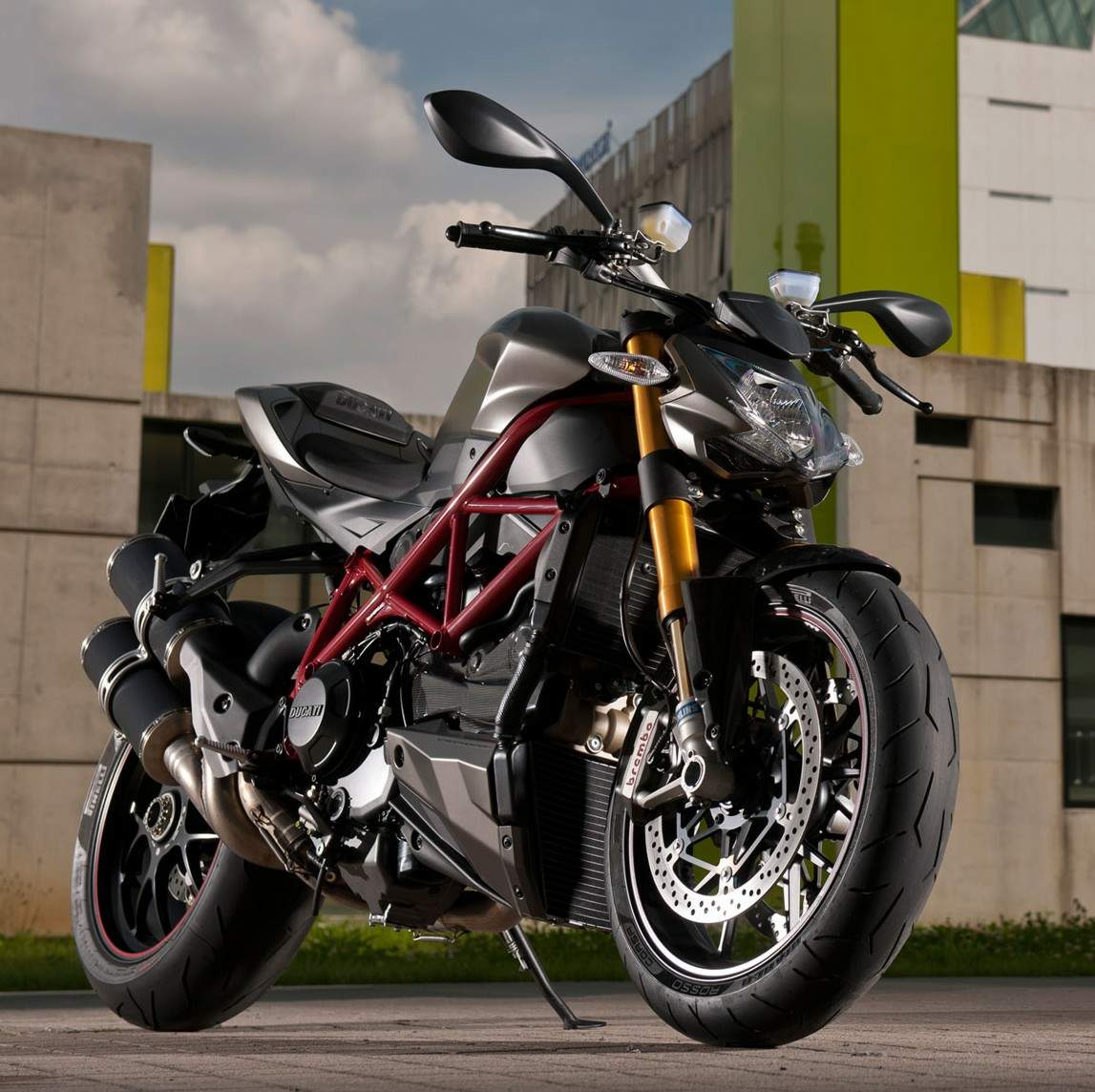 Ducati streetfighter deals 2011